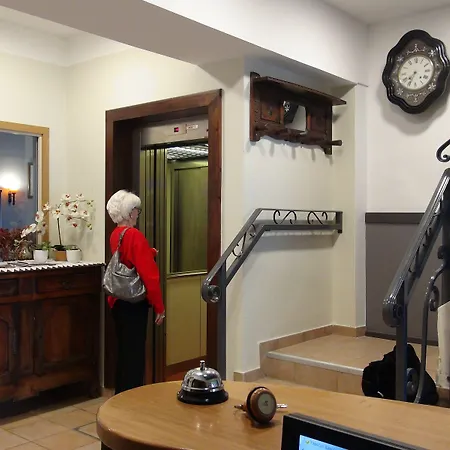 Pyrenees Atlantique Hotel 3*