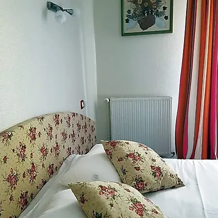 Hotel Pyrenées Atlantique 3*