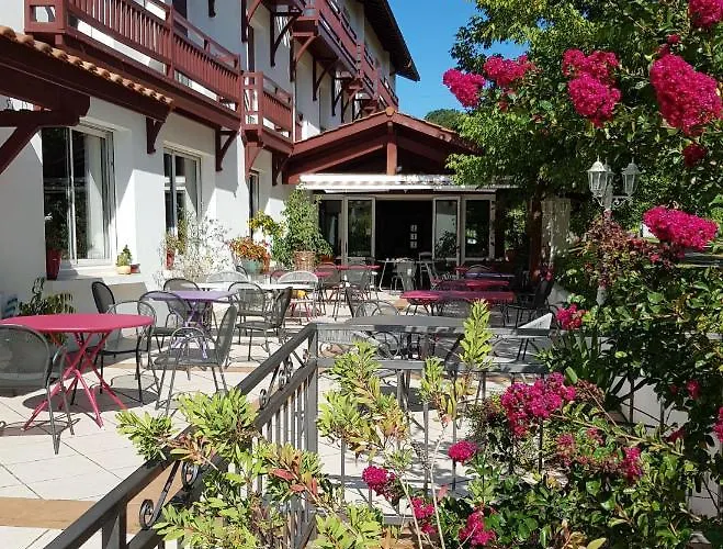 Pyrenees Atlantique Hotel 3*