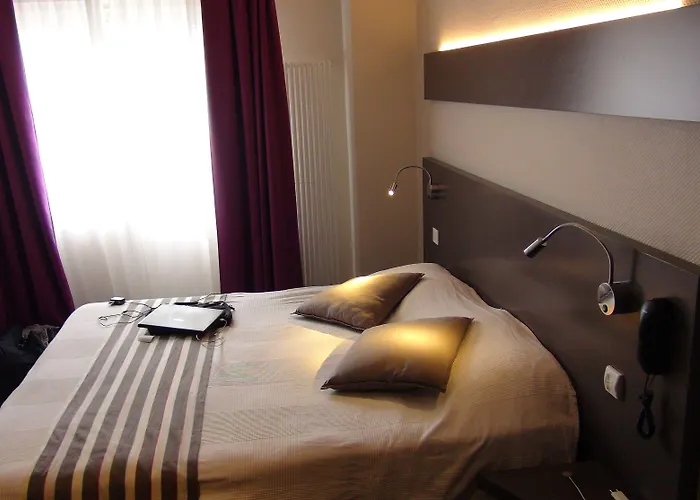 Hotel Pyrenees Atlantique 3*